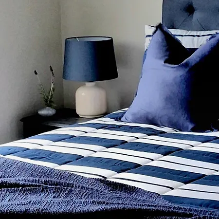 Kennedy House Euroa Perfect For Short Term Stays-2