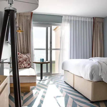 The Relais Cooden Beach And Spa-2