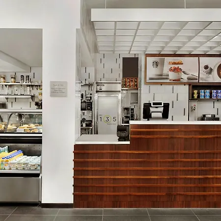 Courtyard By Marriott New York Manhattan/Chelsea-3