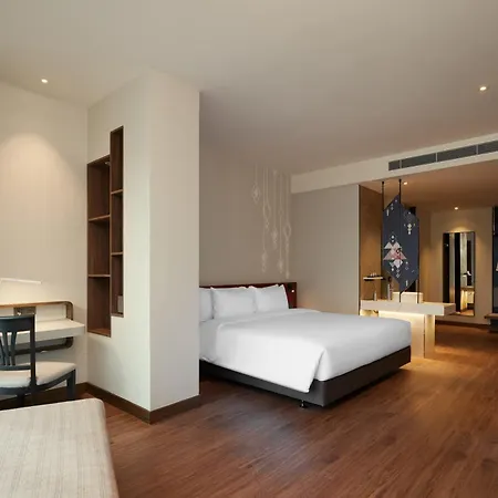 Centara Life Hotel Bangkok Phra Nakhon-3
