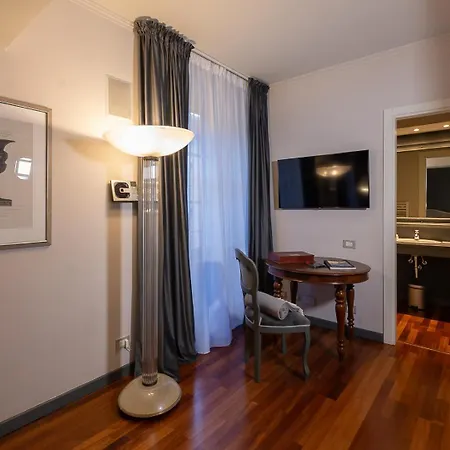 The Tuscanian Hotel-3
