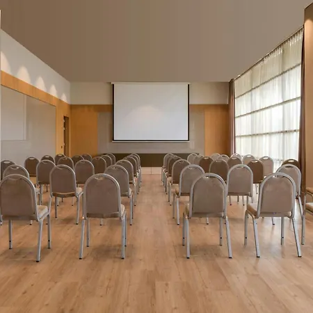 Ac Hotel Diagonal L'Illa By Marriott-3