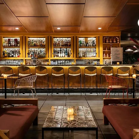 The Laylow Waikiki, Autograph Collection-2