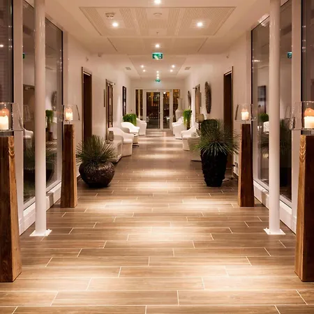 Ac Hotel By Marriott Paris Le Bourget Airport-2