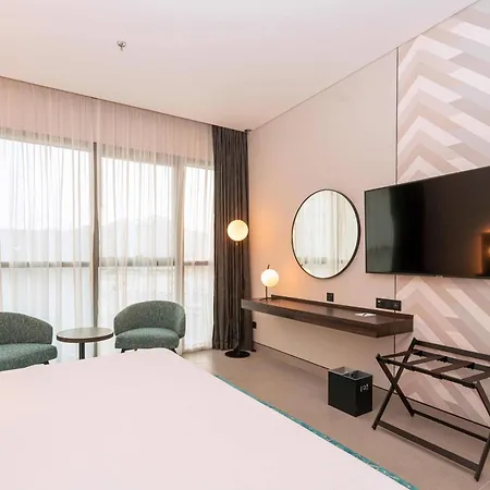 Courtyard By Marriott World Trade Centre, Dubai-3