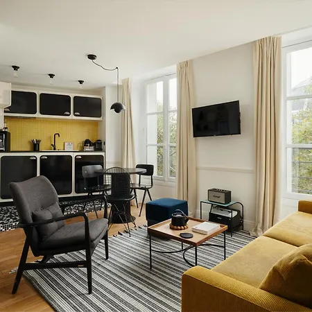 My Maison In Paris - Louvre-3
