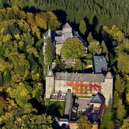 Hotel Und Restaurant Burg Schnellenberg-2