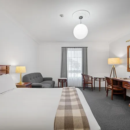 The Lawson Riverside Suites-3