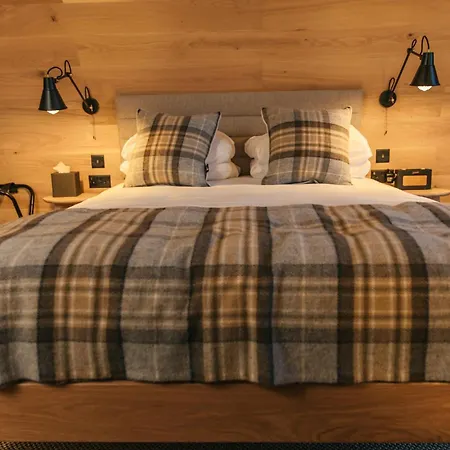 Bracken Hide Hotel-2