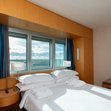 Sheraton Paris Charles De Gaulle Airport Hotel-2