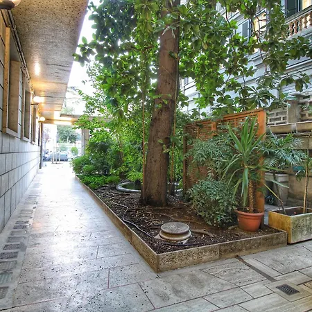 Roma Centro CDR Luxury Suites-2
