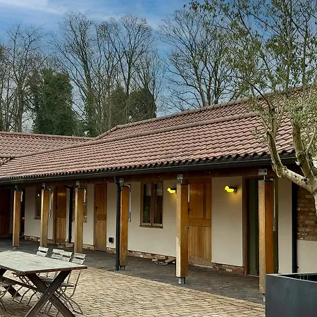 The Ridings At Theobalds Park-2