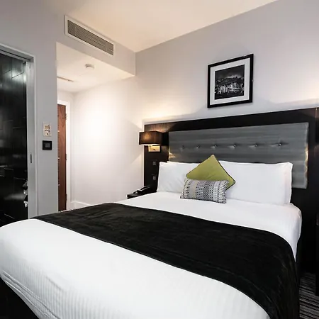 The W14 Kensington-3