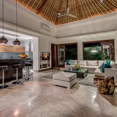 The Residence Seminyak-3