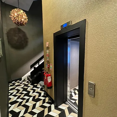 Grafton Street Boutique Aparthotel By City Break Apartments-2