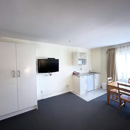 Royal Park Lodge-3