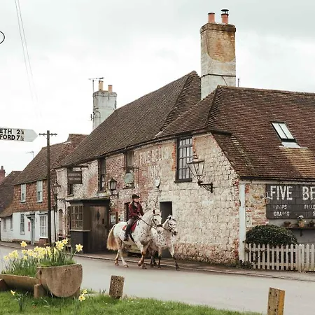 The Five Bells Inn Brabourne-3
