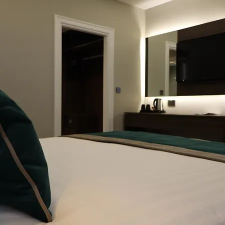 Iveagh Garden Hotel-3