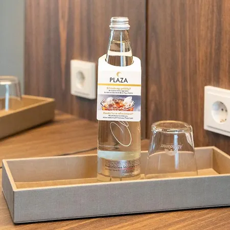 Plaza Premium Munchen-3