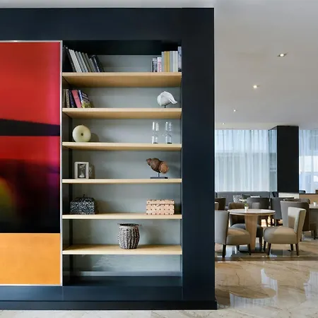 AC Hotel Madrid Feria by Marriott-3