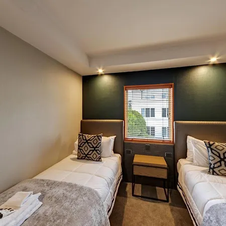 Distinction Luxmore Hotel-2