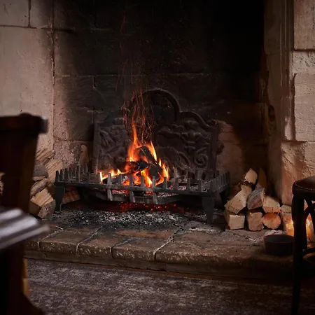 The Lion Inn-2