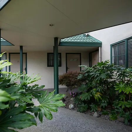Camelot Motor Lodge And Conference Centre-2