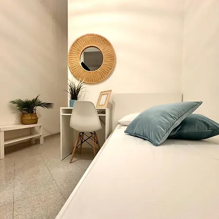 A Due Passi dal Mare B&B-2