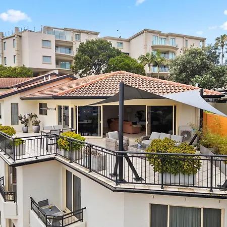 Terrigal Sails Serviced Apartments-2