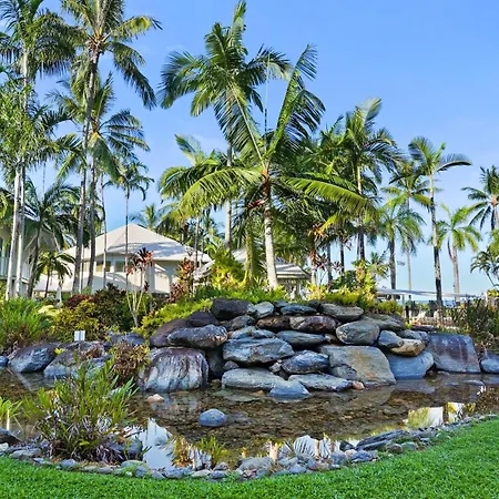 Coral Sands Beachfront Resort-2