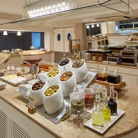 Doubletree By Hilton Izmir - Alsancak-3