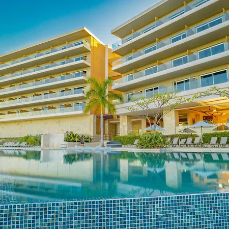 Wyndham Tamarindo-3