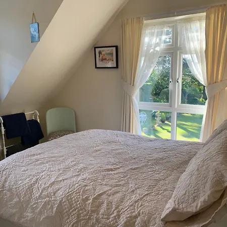 Heatherdene House-3