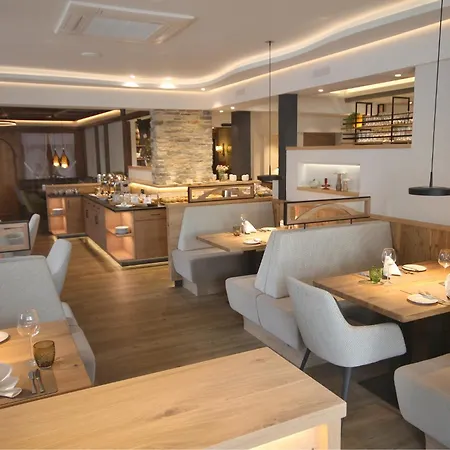 Genuss- und Wellnesshotel Bercher-2