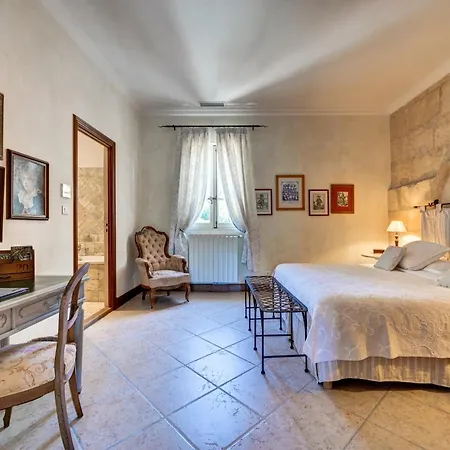Mas des Comtes de Provence-2