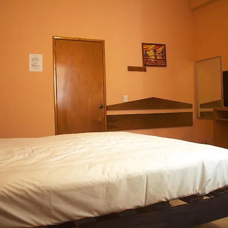 OYO Hotel Trigos De Oro-3