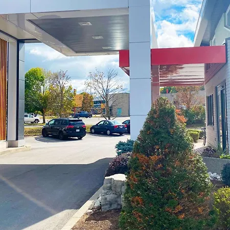 Comfort Inn Cambridge - Highway 401-2