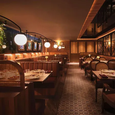 Park Plaza Bangkok Soi 18-3