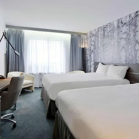 Doubletree By Hilton Ottawa Downtown-3