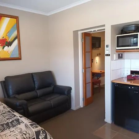 Tongariro Junction Accommodation-3