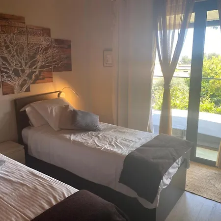 L'Escale Cote Bleue B&B And Spa-2