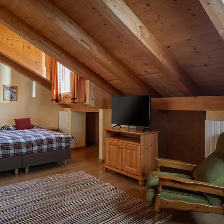 Chalet Stelle Di Neve-3