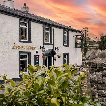Craven Heifer, Stainforth-3