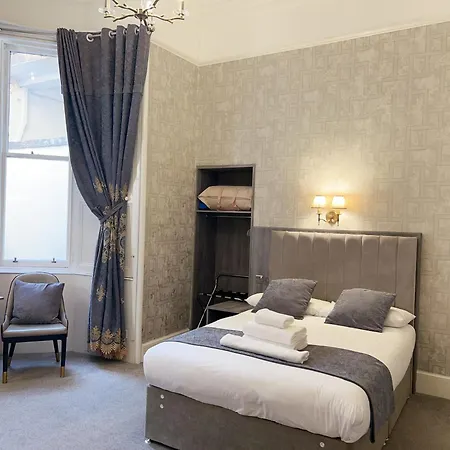Alexander Guest House-3
