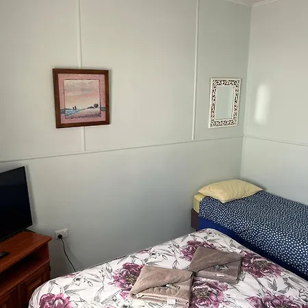Gundy Pub & Caravan Park-2