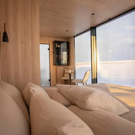 Aura Retreat Iceland-2