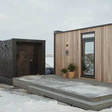Aura Retreat Iceland-3