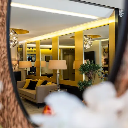 Hotel Le Fouquet's-2