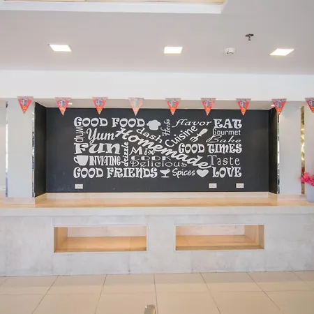 Gloria Aqua Park Hotel-3