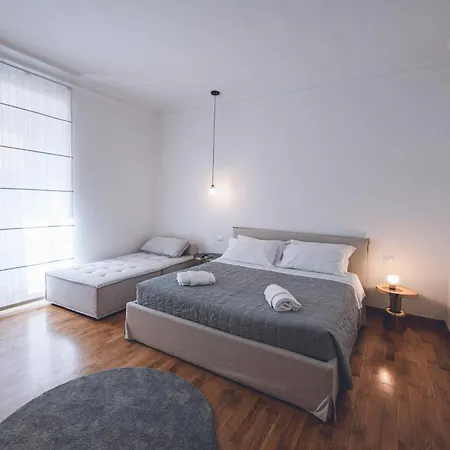 Habitat 42 Roman Stay-2